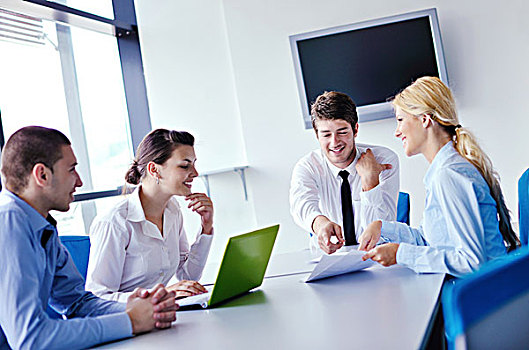dự đoán kết quả xổ số thủ đô đầu đuôi